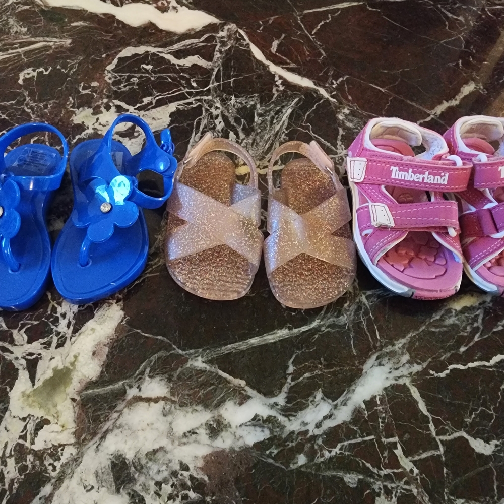 Girls Cute Sz 4 Shoe Bundle!